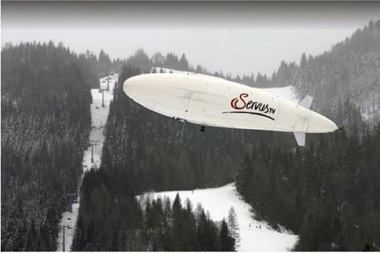 12-m-rc-blimp-at-servus-alpenpokals-2015