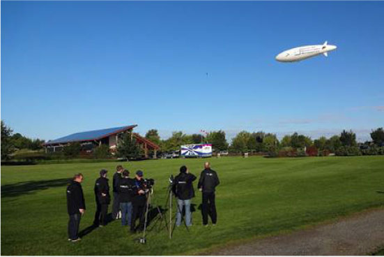 12-m-rc-blimp-over-a-golf-course