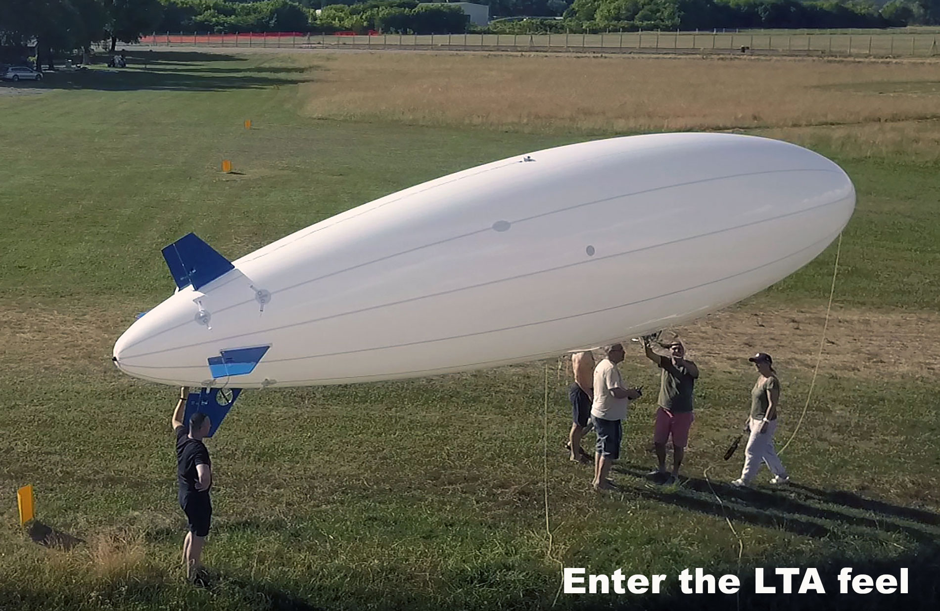 Enter-the-LTA-feel-with-a-10-m-RC-Blimp